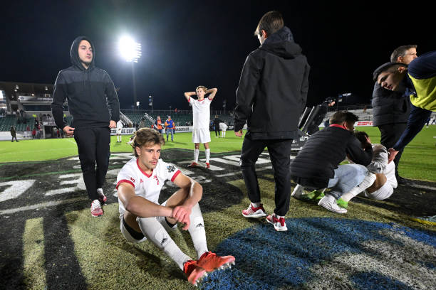 在赛后的采 在赛后的采