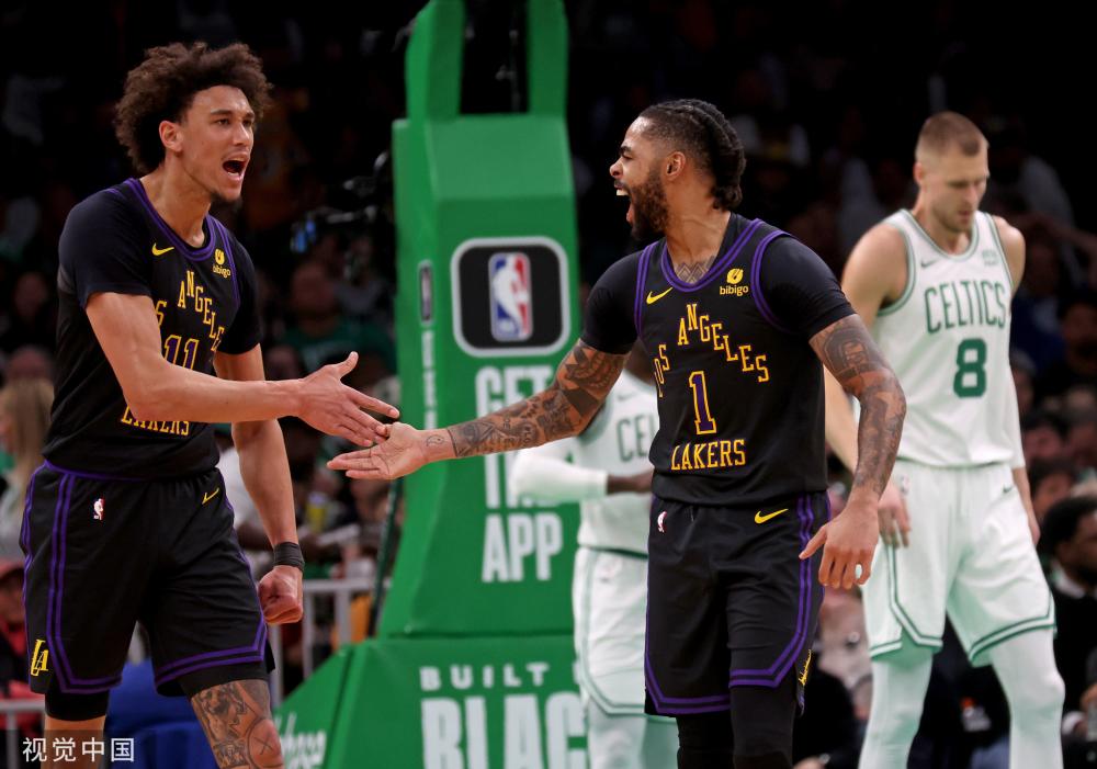 坎宁安半场命中3记三分个人独得12分，次节爆发为狂热追分.